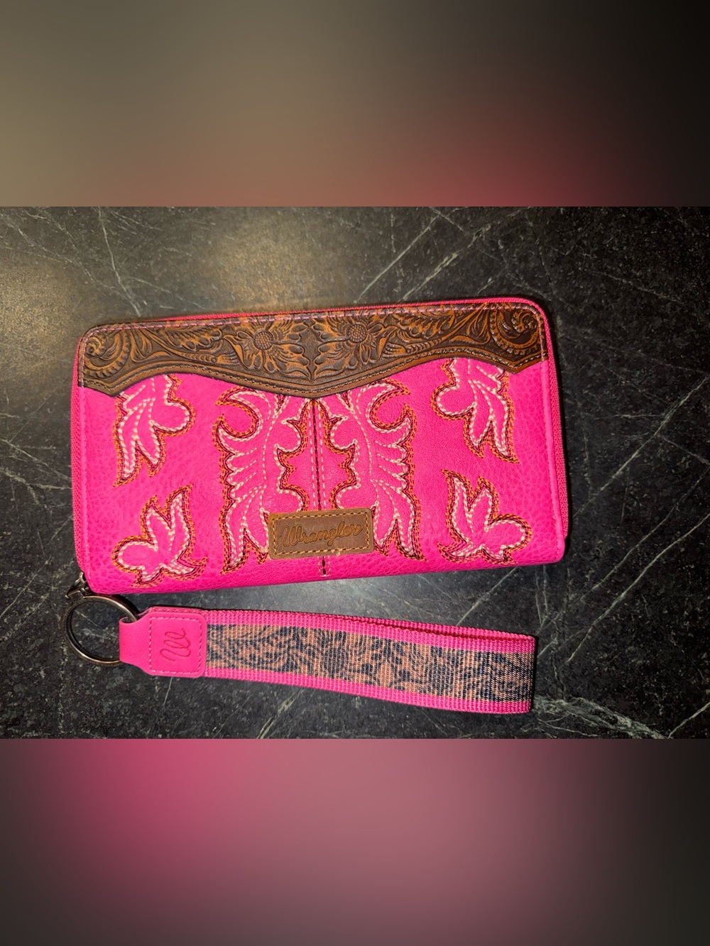 Wrangler hot pink wallet boot stitching wristlet wallet 8.5”x1”x4.8”